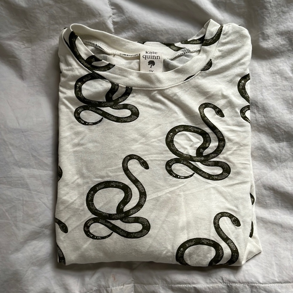 Kate quinn long sleeve top. NWOT